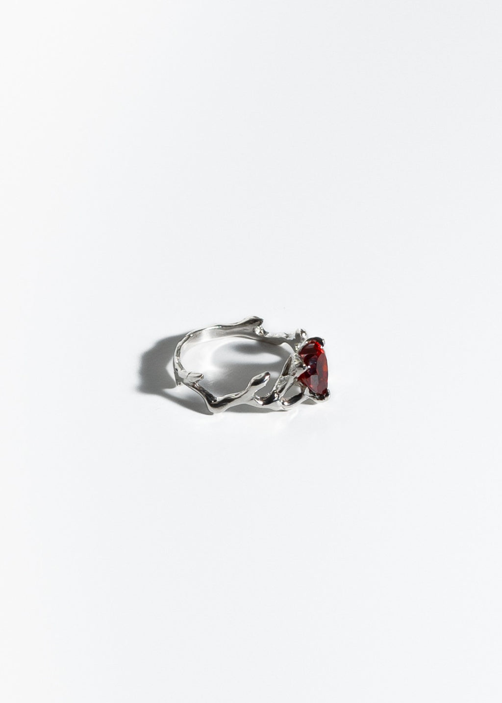 H2 cubic zirconia ring