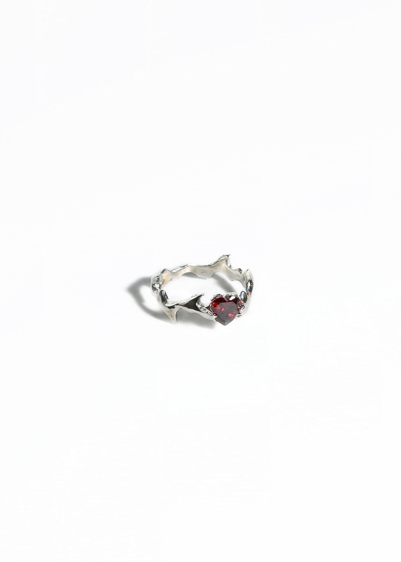 H1 cubic zirconia ring