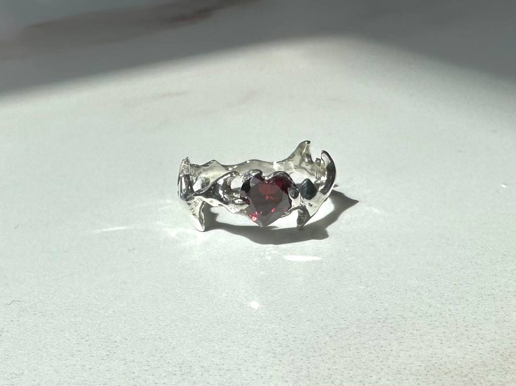 H1 cubic zirconia ring