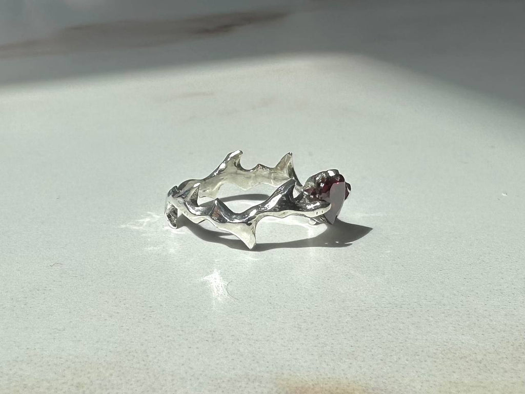 H1 cubic zirconia ring