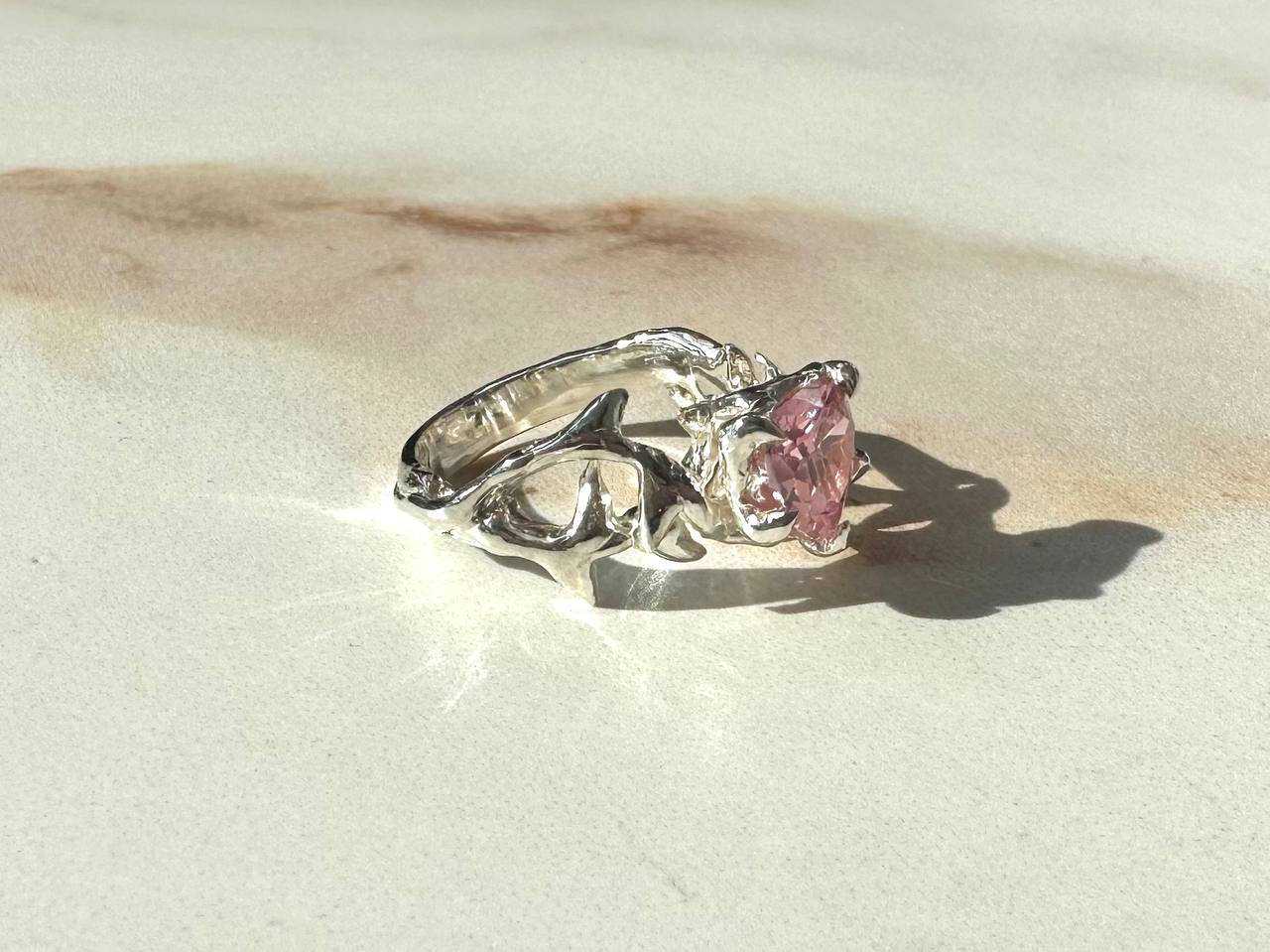 H3 cubic zirconia ring