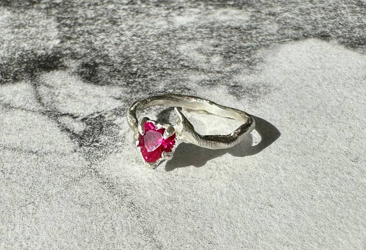 TB cubic zirconia ring