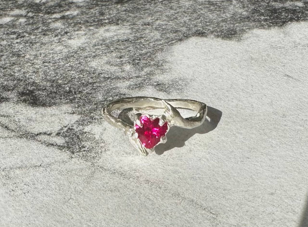 TB cubic zirconia ring