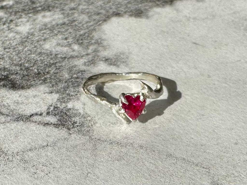 TB cubic zirconia ring