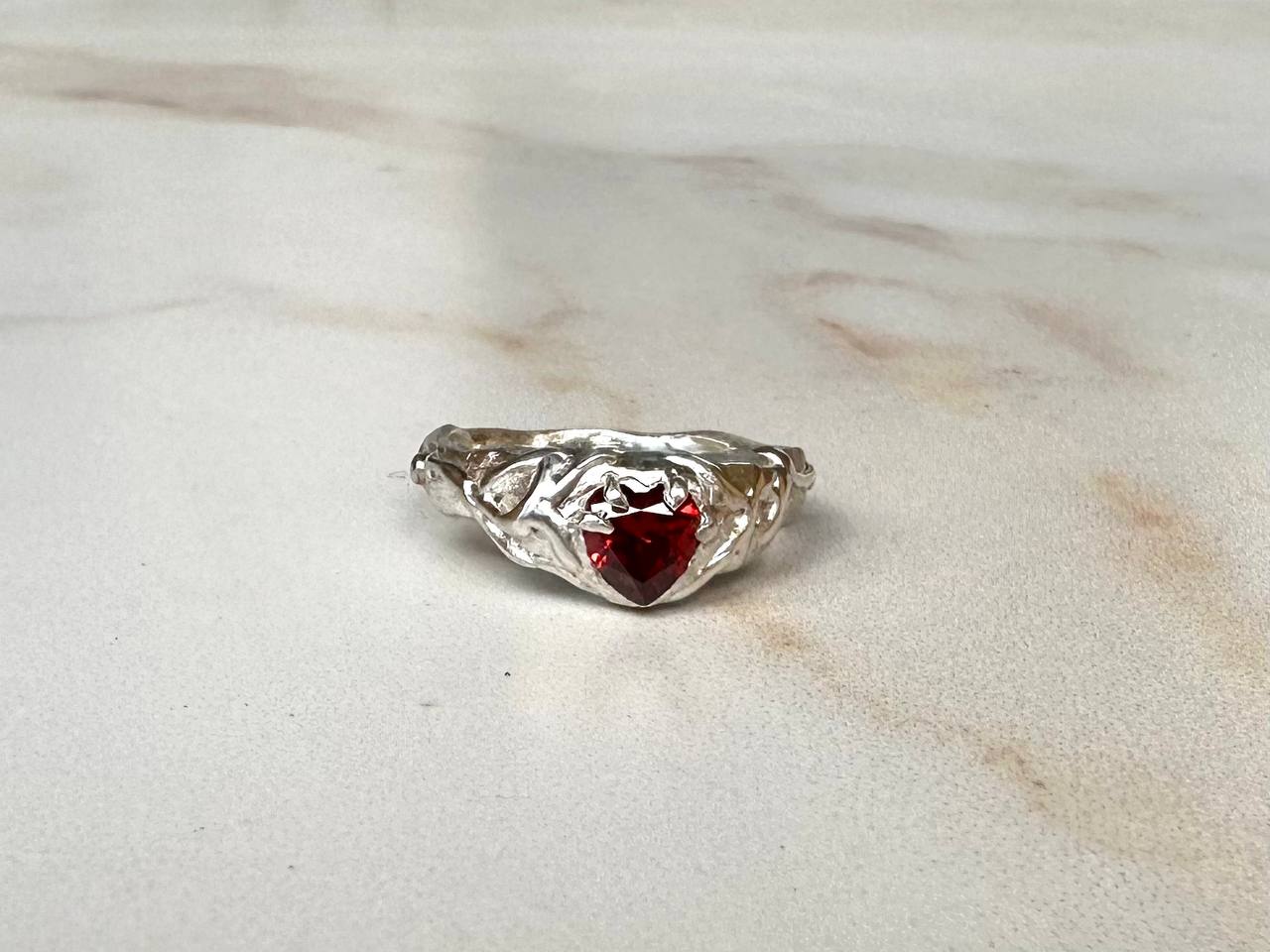 SP heart ring