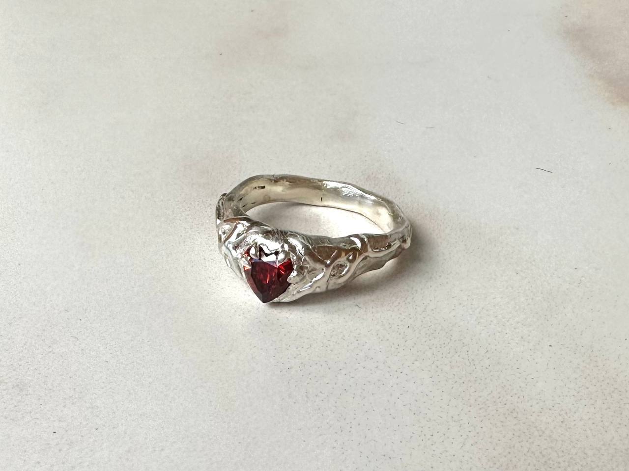 SP heart ring