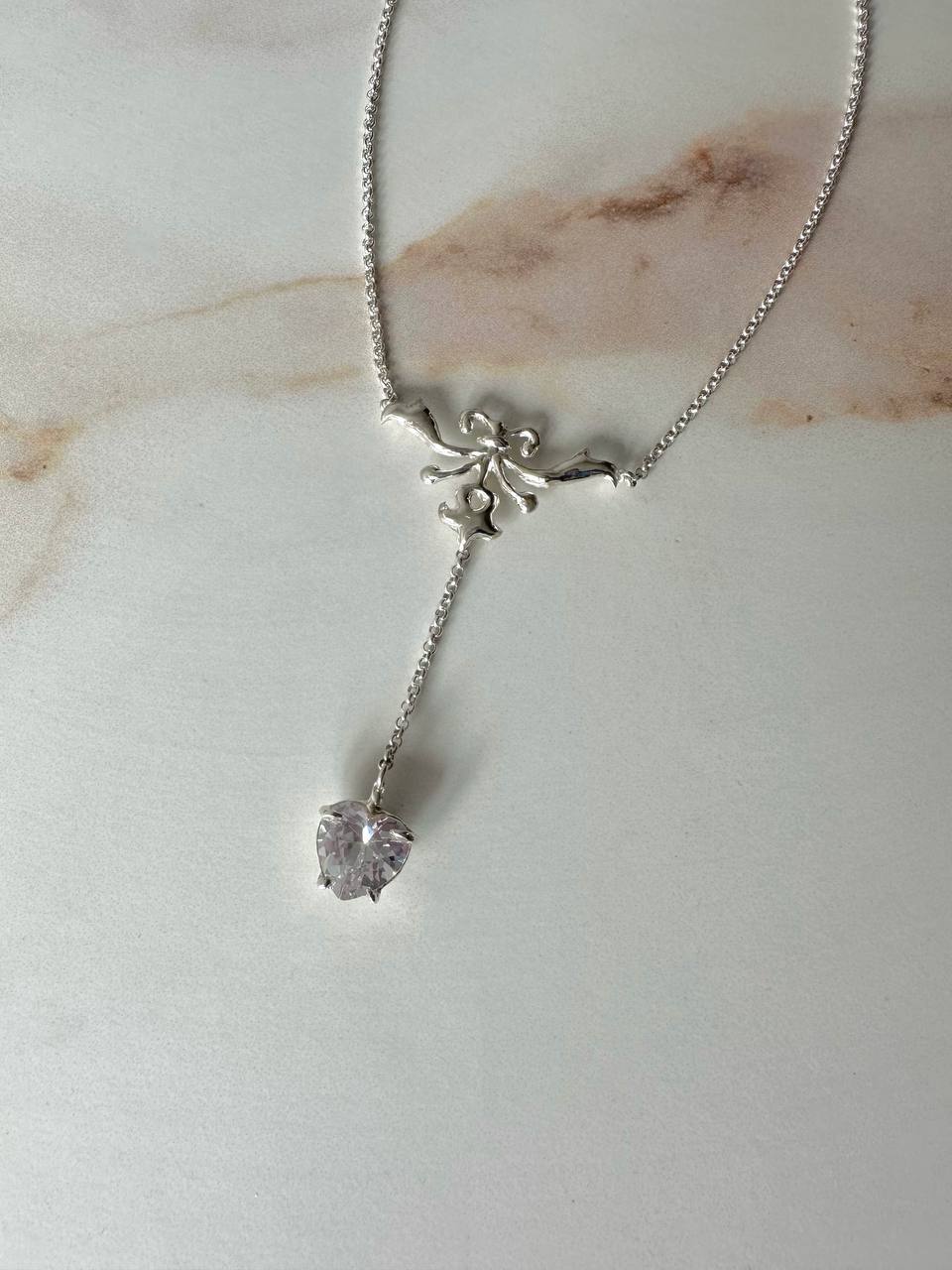 Flower heart necklace