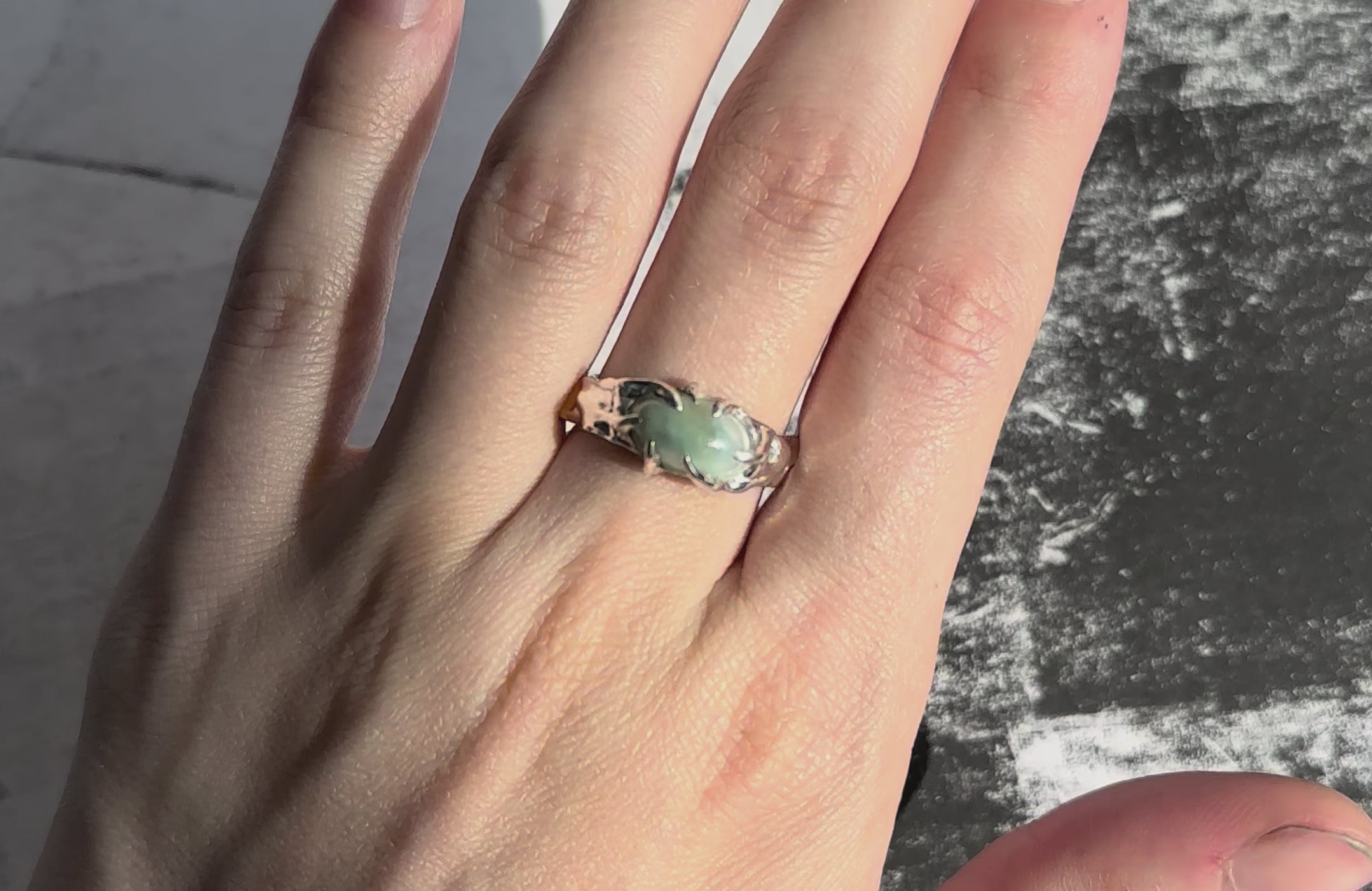 Green agate ring