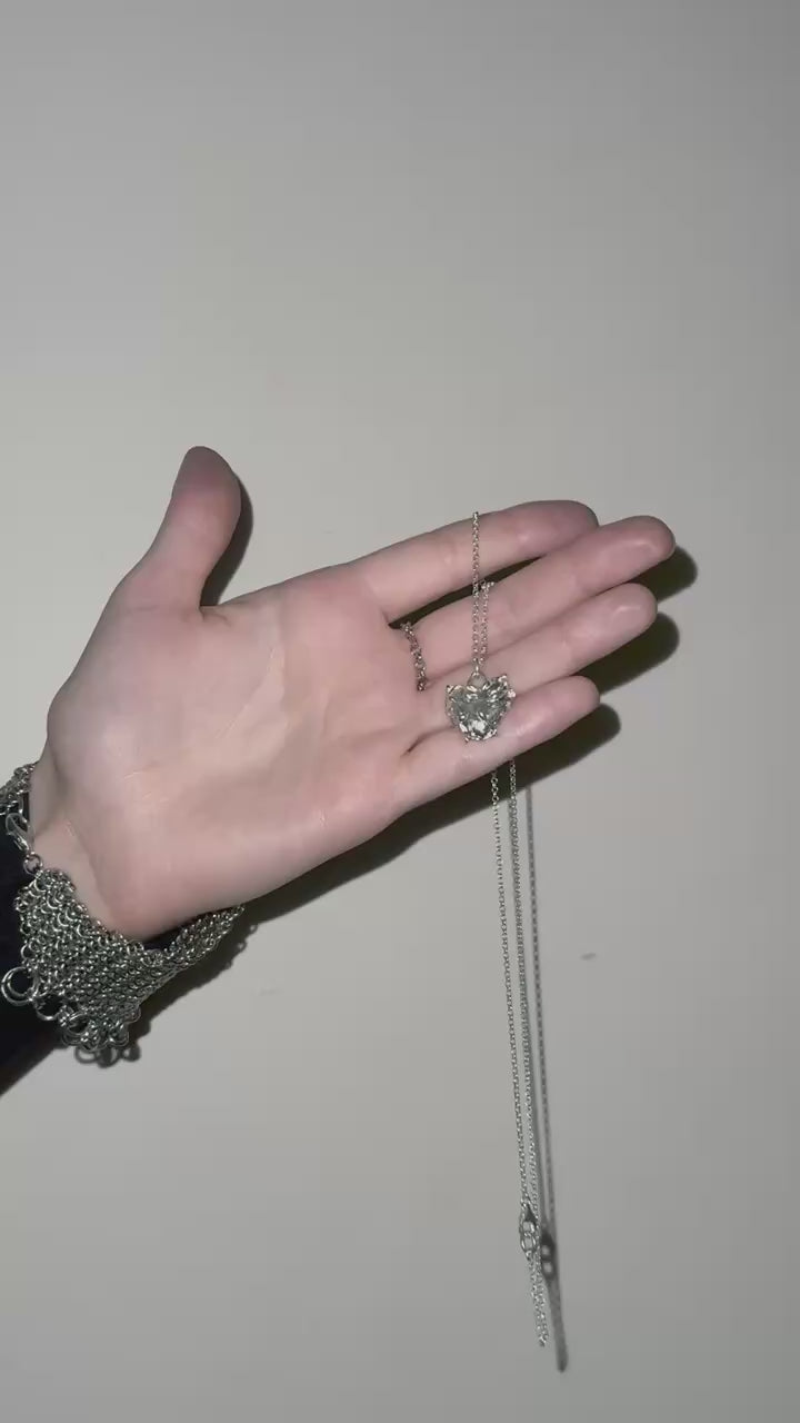 Heart pendant