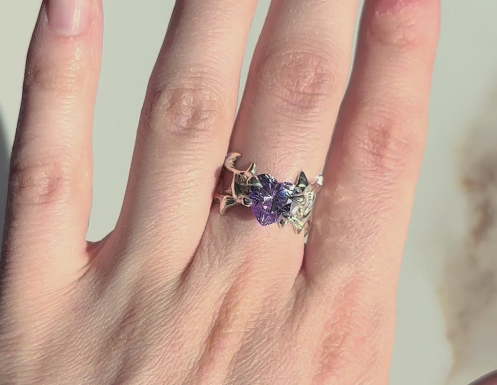 TH cubic zirconia ring