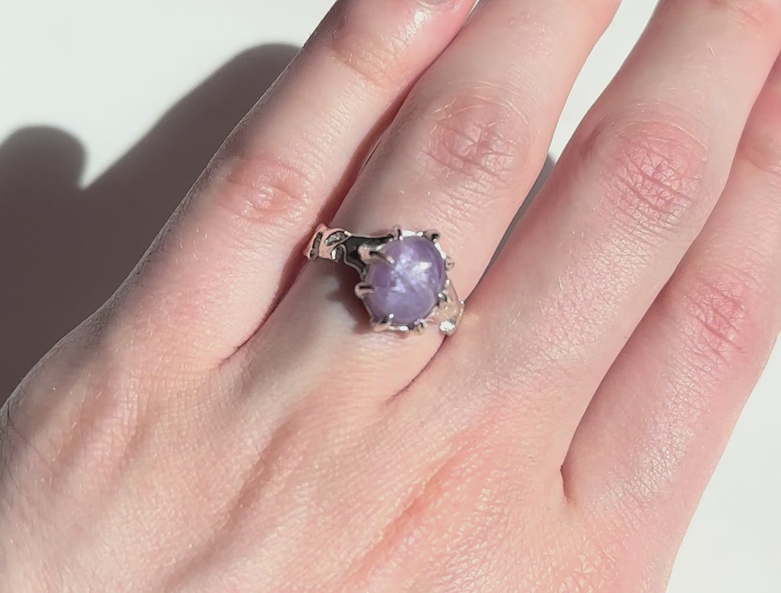 Sparkle amethyst ring